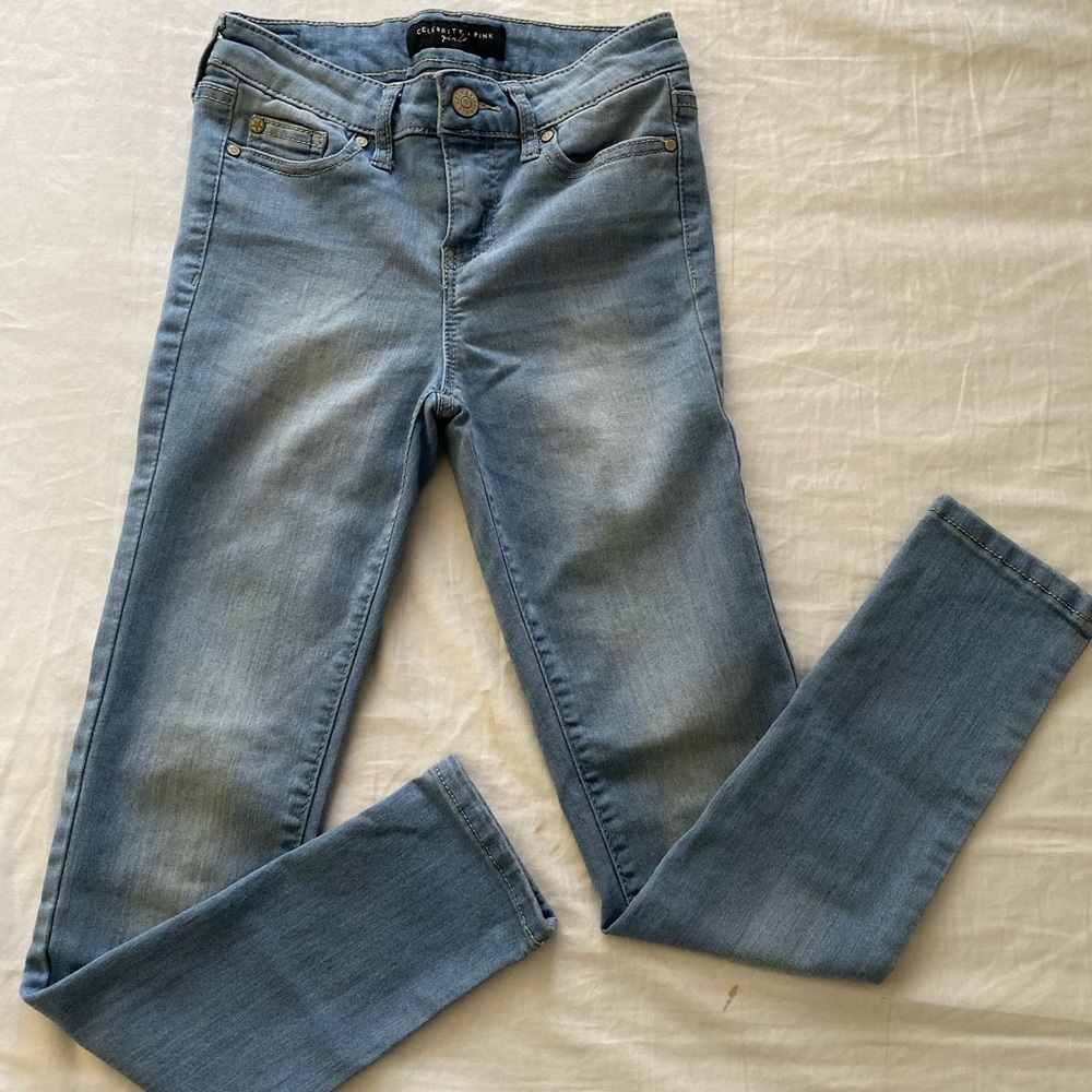 Skinny denim Jean for girls! It’s 41% cotton!